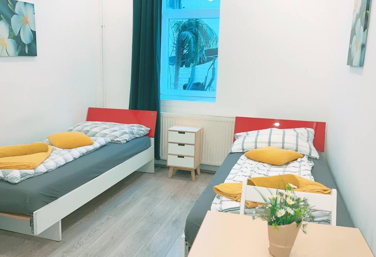 Comfort Apartment 5P Hn Wina Bagian luar foto