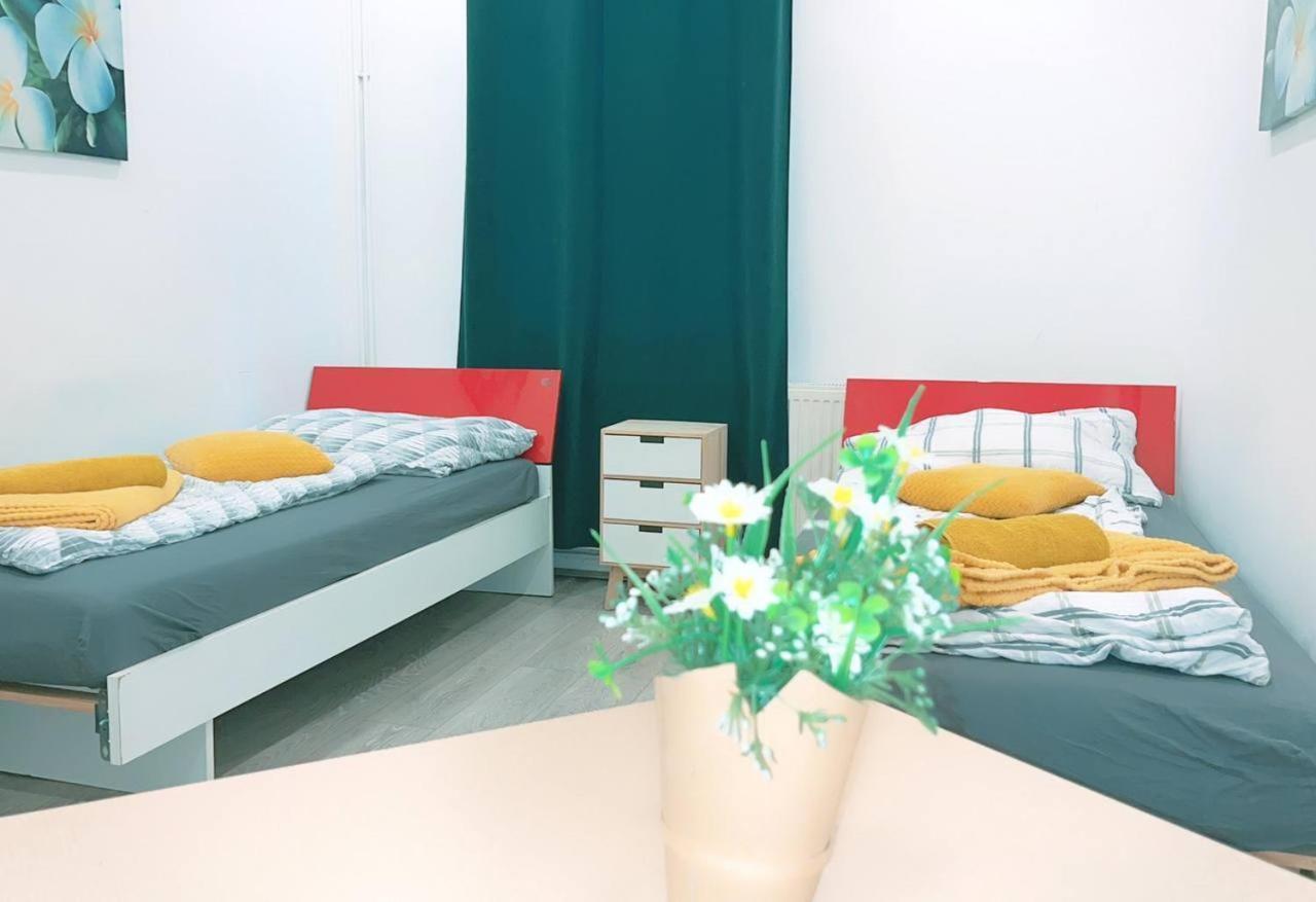 Comfort Apartment 5P Hn Wina Bagian luar foto
