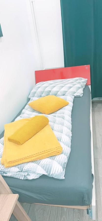 Comfort Apartment 5P Hn Wina Bagian luar foto